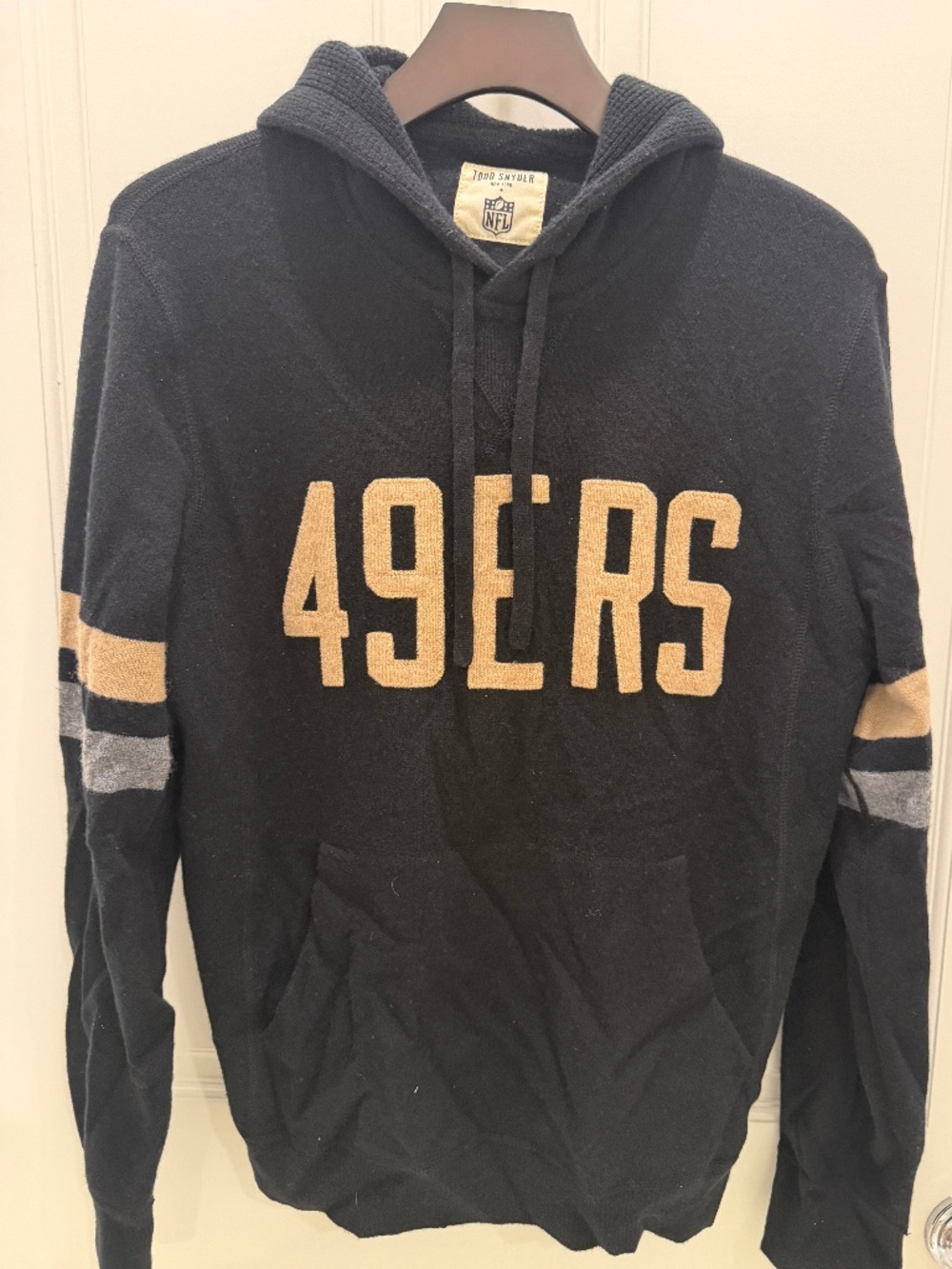 Todd Snyder San Francisco 49ers 100% Cashmere Hoodie Sweater Size Small